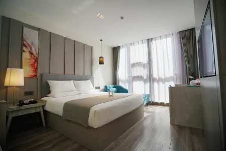 Fillmore Hotel (Xi'an Bell Tower Subway Station Huimin Street)