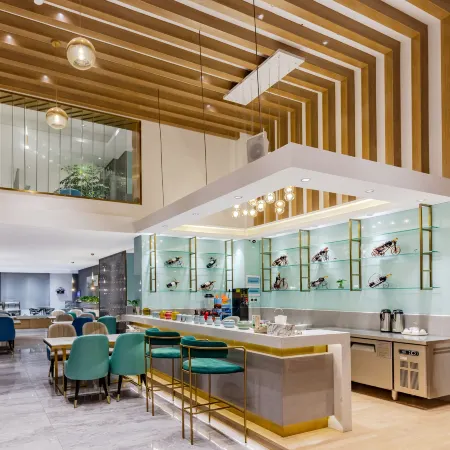 Chizhou Daqianmen Light Luxury Hotel