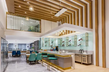 Chizhou Daqianmen Light Luxury Hotel Отели рядом с достопримечательностью «Pingtianhu Lotus Platform»