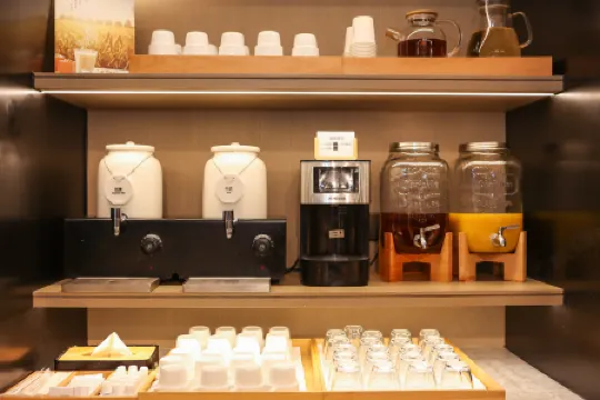 JI Hotel (Shanghai People's Square) Отели рядом с достопримечательностью «People's Square»