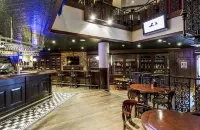 Stamford Plaza Sydney Airport Hotel & Conference Centre - bar
