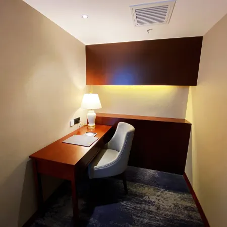 Gu Quan Hotel