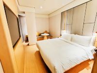全季酒店(杭州未来科技城绿汀路店) - 高级大床房