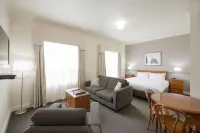 Majestic Old Lion Apartments Hotels in North Adelaide
