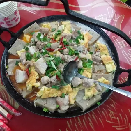 Macheng Rise Restaurant