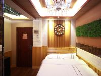 广州鹿途-轻奢酒店式公寓 - 现代风向阳大床房