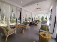 Bifengxia Shanli Bieyuan Homestay