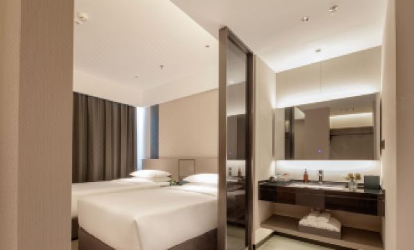 Holz Riez Hotel(Shenyang Yuhongshengjing Hospital Jilihu Street Metro Station)
