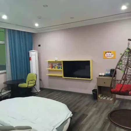 Lushi Changting boutique fashion hotel