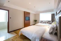 Heyi Hotel (Xining Daxin Street Night Market Central Square Branch)