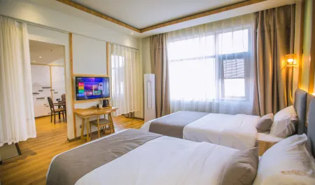 Qianmo Shangjing Hotel Отели рядом с достопримечательностью «Jizi Reading Platform»