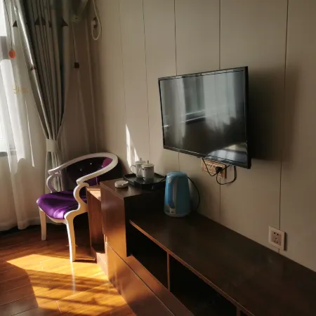 Yichuan Hanxiangju Homestay