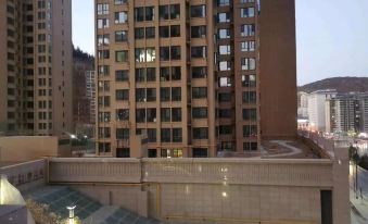 Yan'an Ruiyingge E-sports Homestay