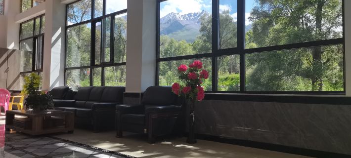 Yuanlin Hotel Hotels in Qilian