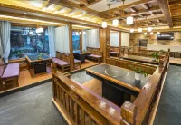香格里拉尊上藏韻莊園供氧精品酒店（獨克宗古城店） - 早餐