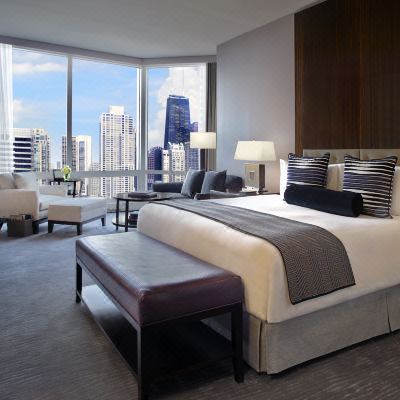 Deluxe King Room with City View Trump International Hotel & Tower Chicago Promo Code