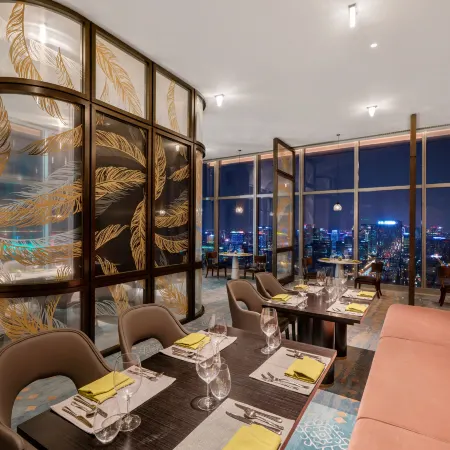 Grand Bay Hotel Chengdu