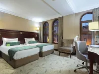 Crowne Plaza İstanbul-Old City Oteli Kapalı Çarşı yakınındaki oteller