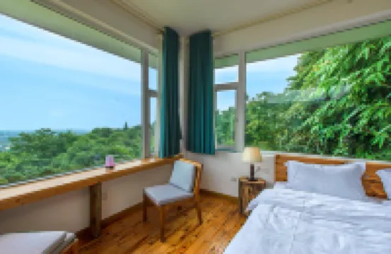 Mengli Homestay (Mianzhu Lanshan Chu)