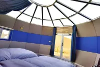 敦煌鳴沙山沙漠キャンプ越野ベース