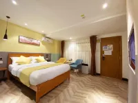 Koala International Youth Hostel and Hotel(Zhongshan Road Walking Street))
