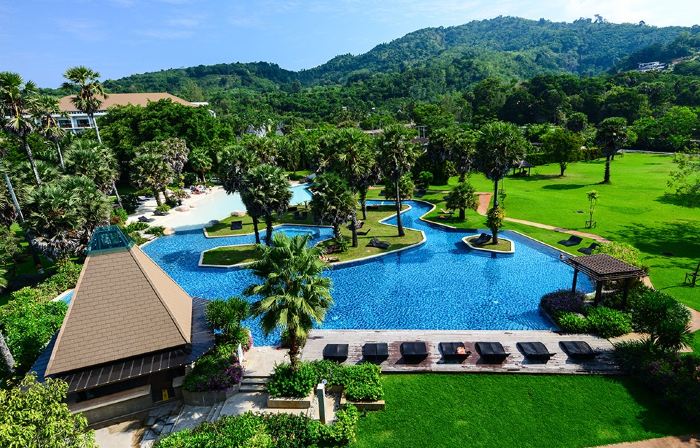 Naithonburi Beach Resort
