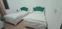 Shizong Hongcheng Hotel