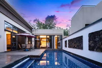 Sanya Haitang Bay Mullinershelley Villa Отели в г. 