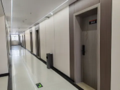 Fengqiu Huixinge Hot Spring Hotel Hotels in Fengqiu