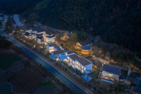 Wang Sanqing B&B Отели рядом с достопримечательностью «West Coast Scenic Area»