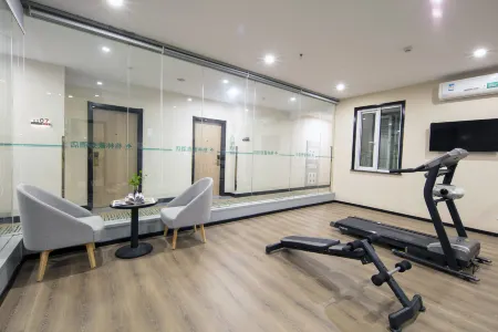 GreenTree Inn AnHui HeFei FeiDong GuiWang Road LuZhou Medical School Business Hotel Отели рядом с достопримечательностью «Zhangji Passenger Transport Terminal»