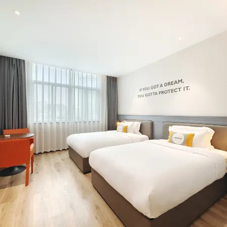 Intercity Select Hotel (Luocheng Chengzhong Mansion Ethnic Culture Square Branch)