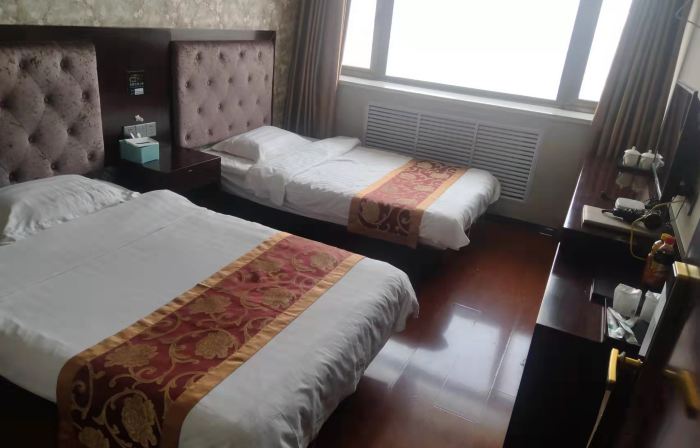 Tongxin Ouyue Hotel
