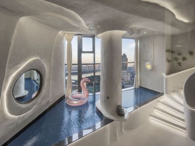 Yiyu Swimming Pool Hotel (Wu Yi Square IFS)