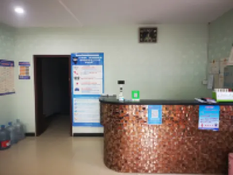 Urumqi Huaxi Hotel
