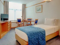 VIP Executive Eden Aparthotel โรงแรมใกล้จัตุรัสรอสซิโอ