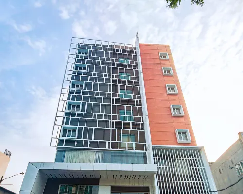 Fox Lite Grogol Jakarta Hotels near Grogol