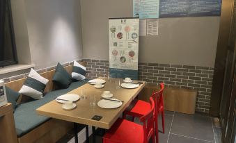 1. 홍창·추궈 호텔..