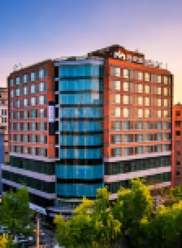 진마오 호텔 시안 다운타운  호텔