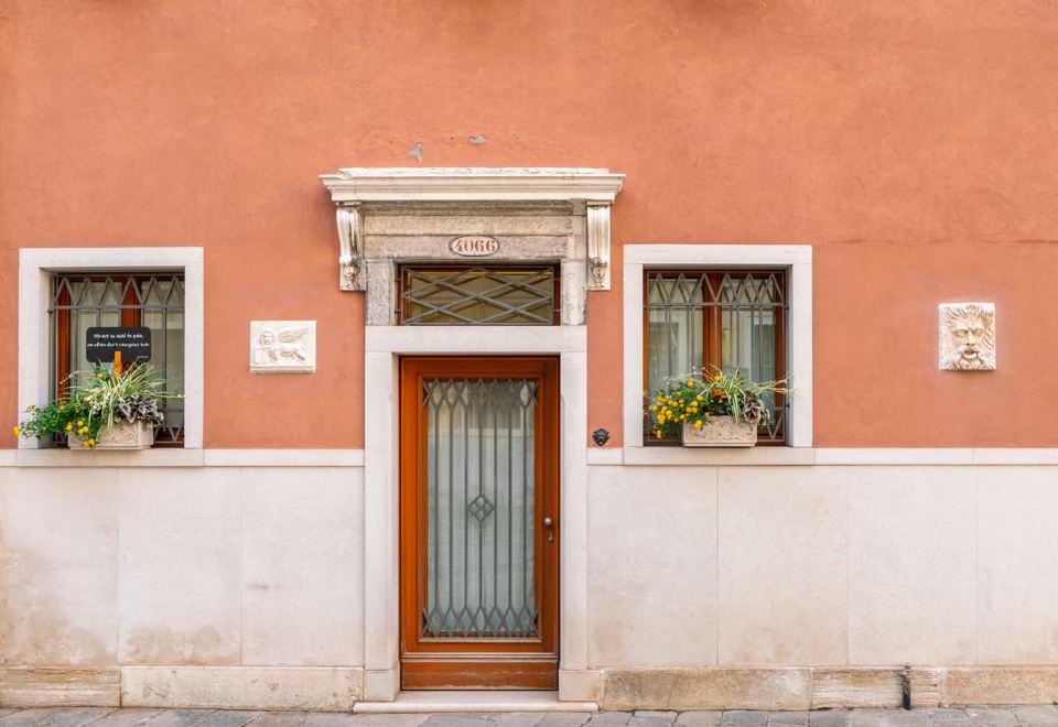 팔라초 산 루카 객실