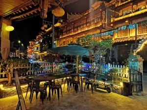 Tianquan Inn (Furong Town chengyuanlou)