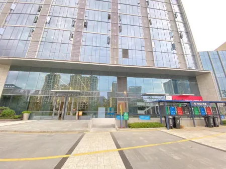 Yujian Apartment (Ningbo Luomon Universal Park)