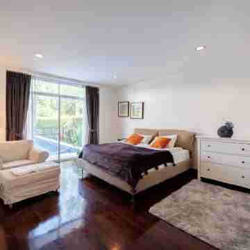 Five bedrooms pool villa Rooms