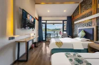 Lugu Lake Li Chen Bieyuan Inn - Strand