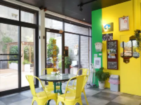 Lukang Holiday Hostel Hotels in Changhua