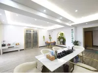 Dunhuang Oasis Theme Hotel