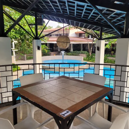 Fernvale Leisure Club and Resort