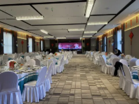 Luonan Jiahong Hotel Hotéis em Luonan