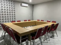 Genio Syariah Hotel Solo Hotel di Colomadu