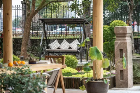 Meet Tai Ning Homestay Inn